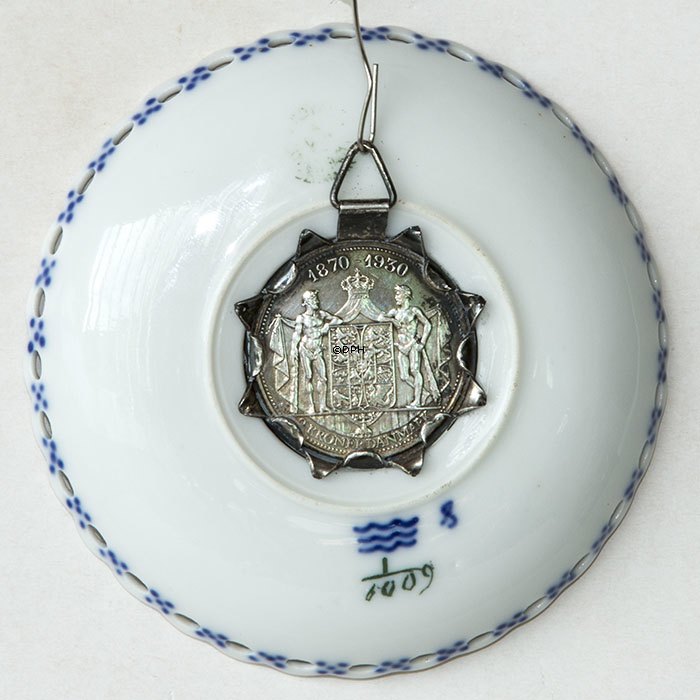 Musselmalet Vollspitze, Kerzenring mit Münze 2 Krone