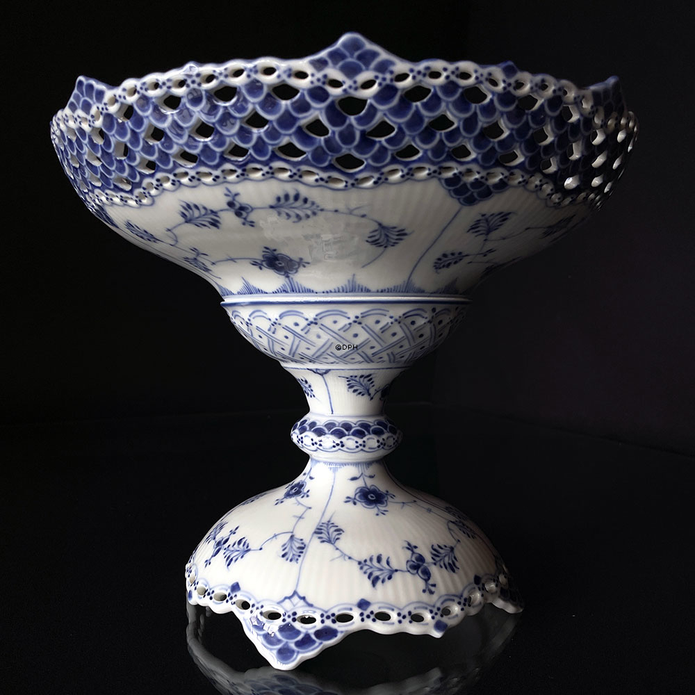 Musselmalet Vollspitze, Seltene große Obstschale auf Fuß Nr. 1/1011, Royal Copenhagen 24cm