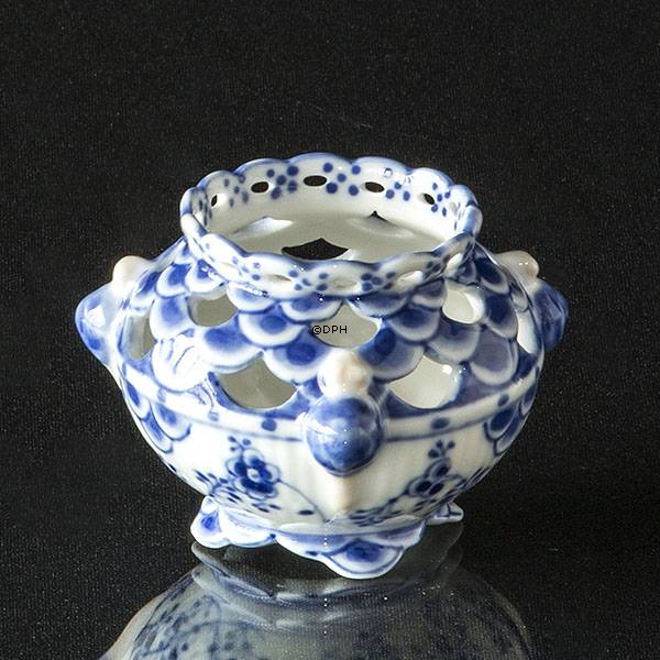 Blau geriffelt, volle Spitze, Kleine Schneckenvase,  Royal Copenhagen Nr. 1-1045 (1894-1922)