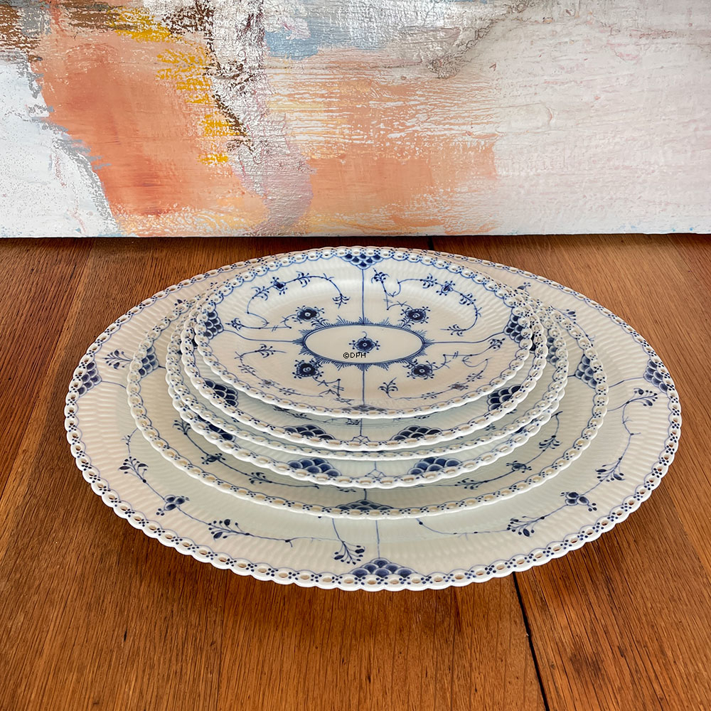 Musselmalet Vollspitze, ovale Servierplatte Nr. 1/1056, Royal Copenhagen 27 cm