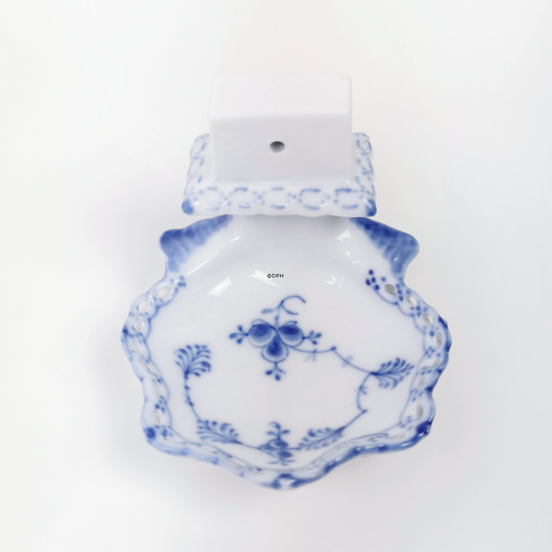 Blau geriffelt, Voll Spitze, Schale mit Streichholzhalter, Royal Copenhagen Nr. 1072
