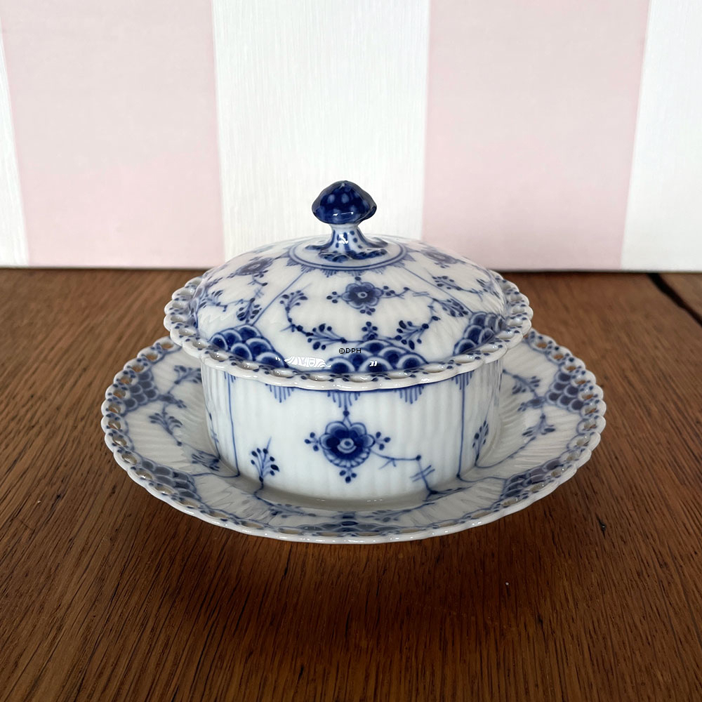 Musselmalet Vollspitze, seltene Butterschale mit Deckel, Royal Copenhagen Nr. 1/1176