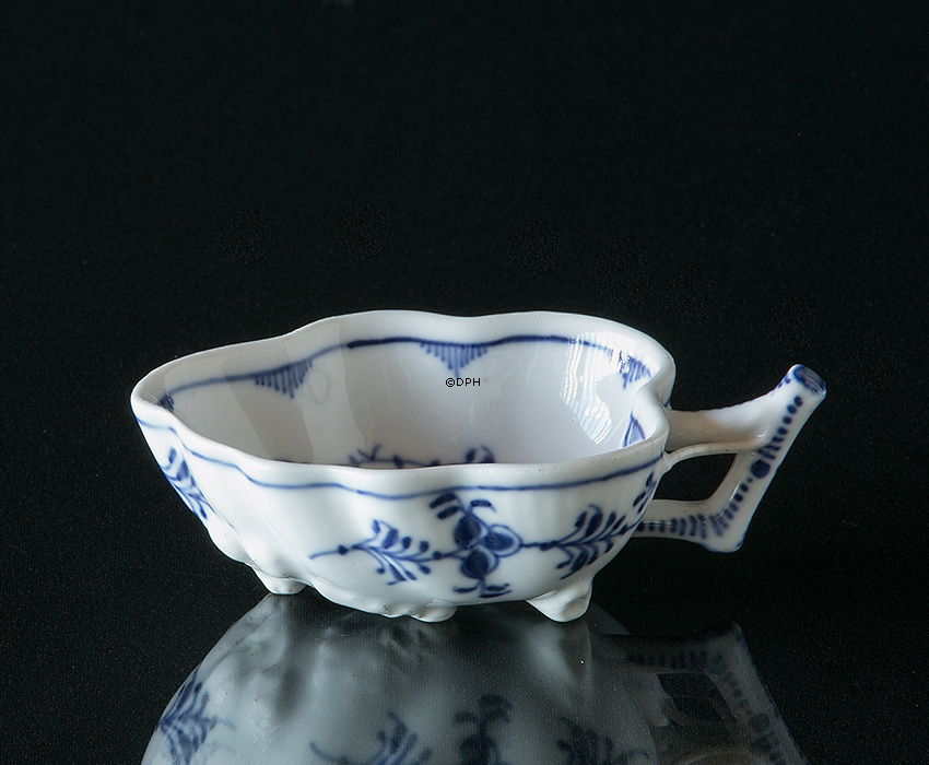 Musselmalet Gerippt Blattförmige Schale 10 cm, Royal Copenhagen no. 148