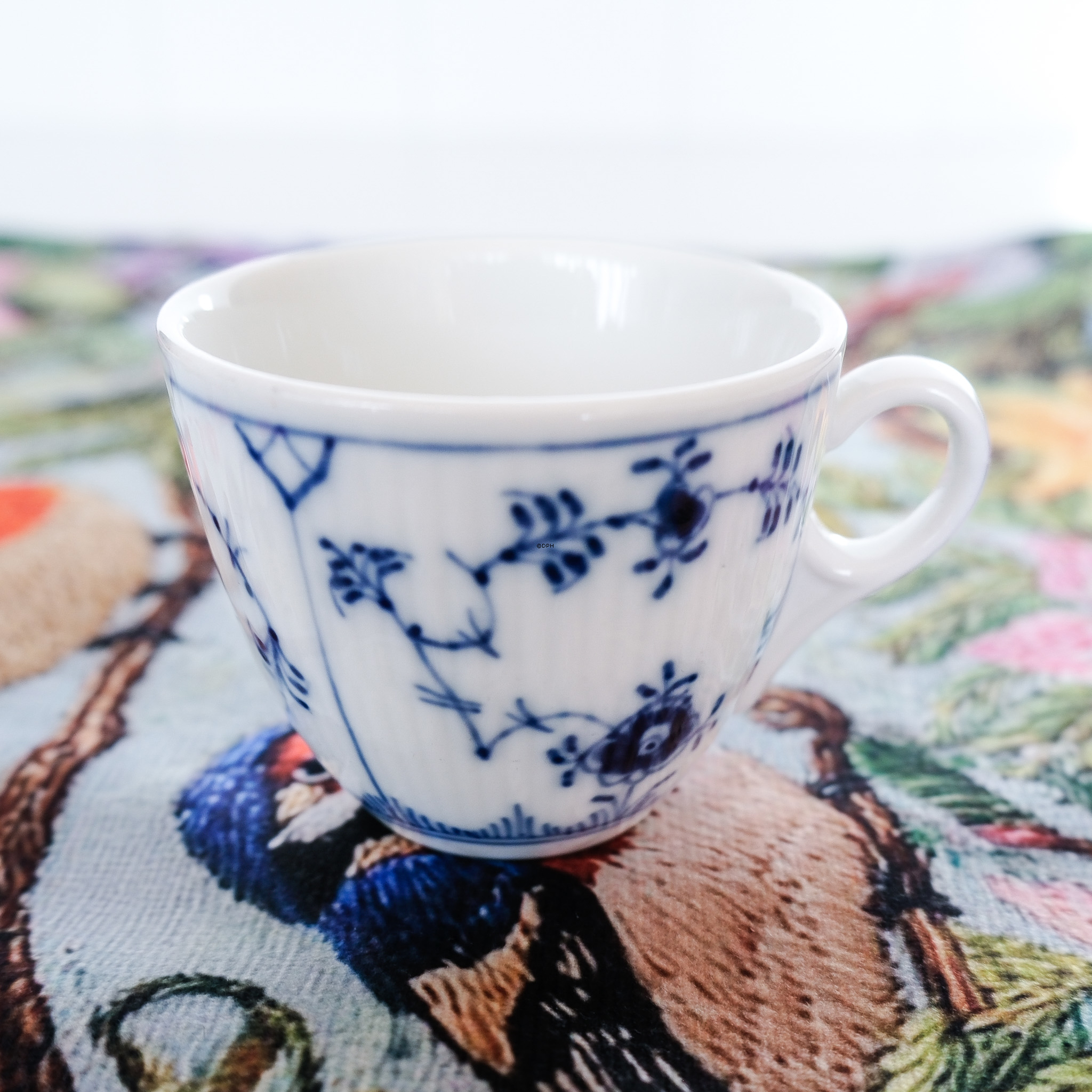 Musselmalet Hotel Gerippt Kaffeetasse OHNE Untertasse Nr. 1/2238, Royal Copenhagen