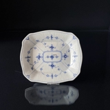 Musselmalet Gerippt, dreieckige Schale 23cm, Royal Copenhagen Nr, 1-27