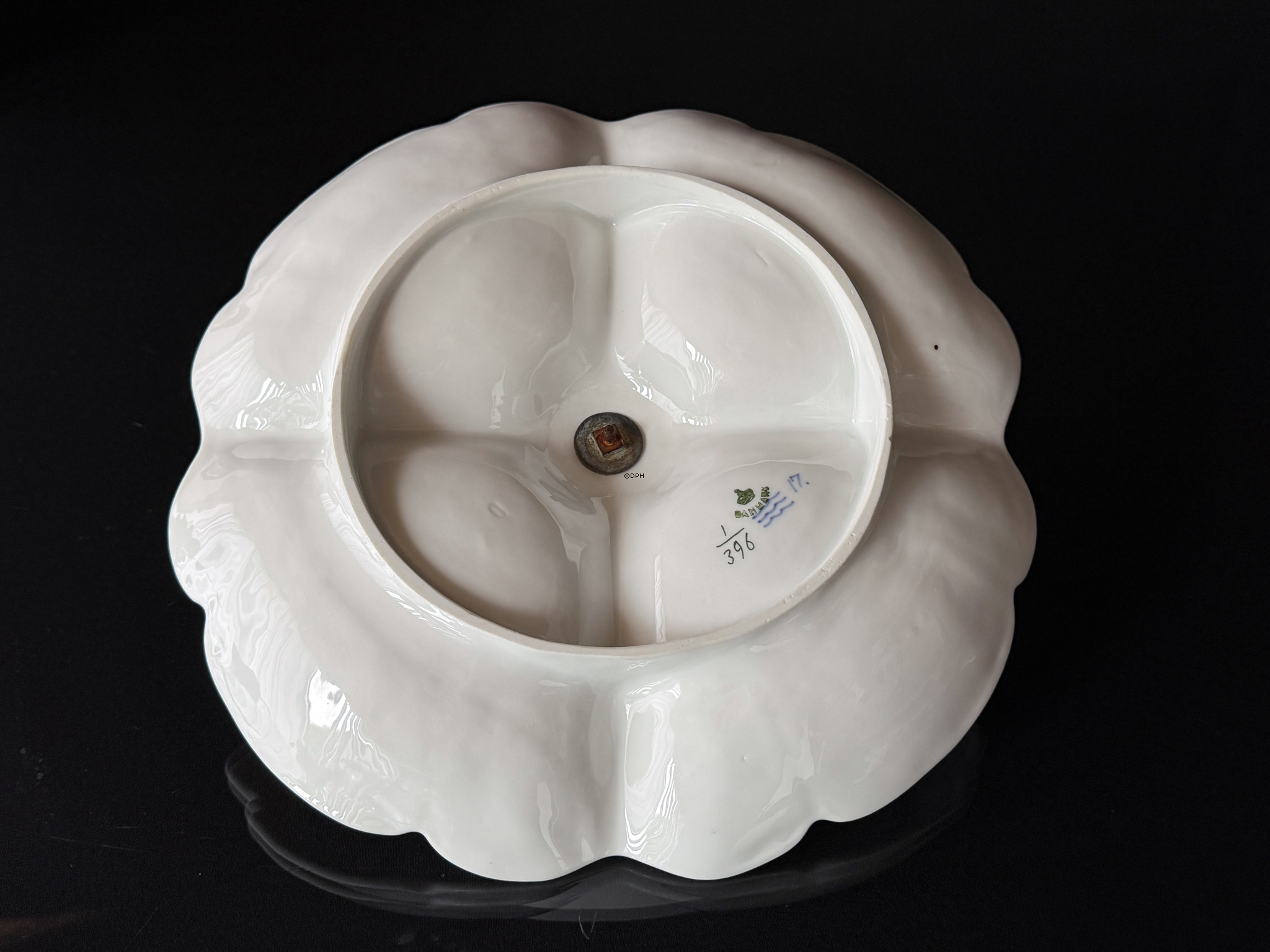 Royal Copenhagen Musselmalet gerippt Kabarettschale Nr. 1/396, sehr selten, 1894-1900