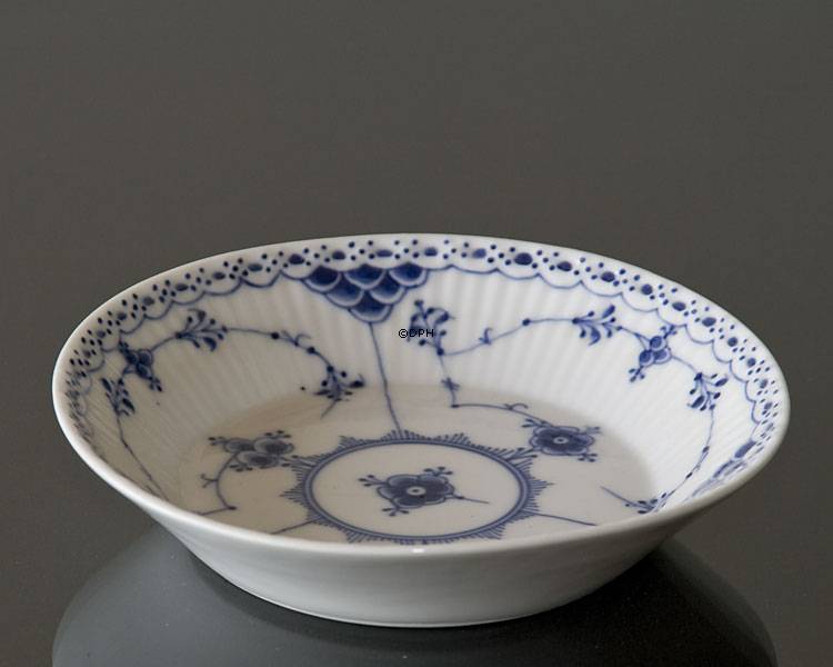 Musselmalet, Halbspitze, Schüssel 14cm, Royal Copenhagen Nr. 591