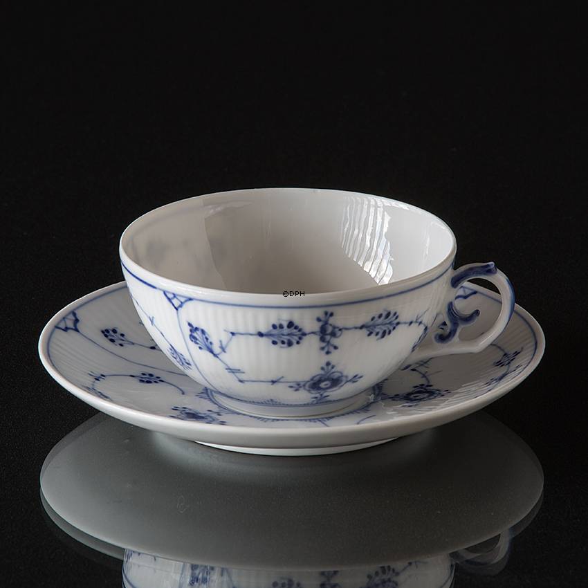 Musselmalet Gerippt, Teetasse, Inhalt 18cl., Royal Copenhagen Nr. 1-86
