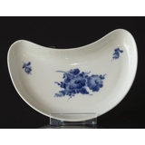 Blaue Blume, glatt, nierenförmige Schale Nr. 10/1080, Royal Copenhagen