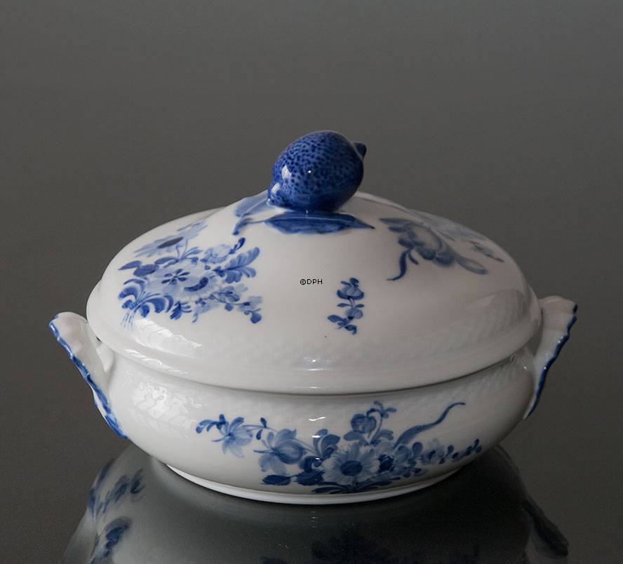 Blaue Blume, Glatt, runde Schale mit Deckel Nr. 10/8055, Royal Copenhagen