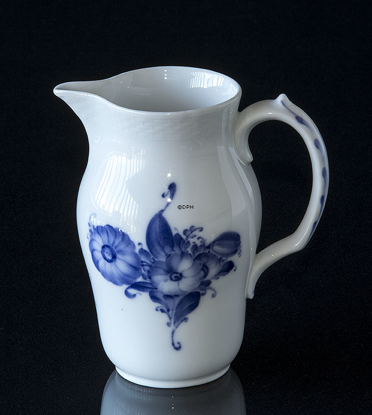 Blaue Blume, glatt, Milchkännchen Nr. 10/8143, Royal Copenhagen