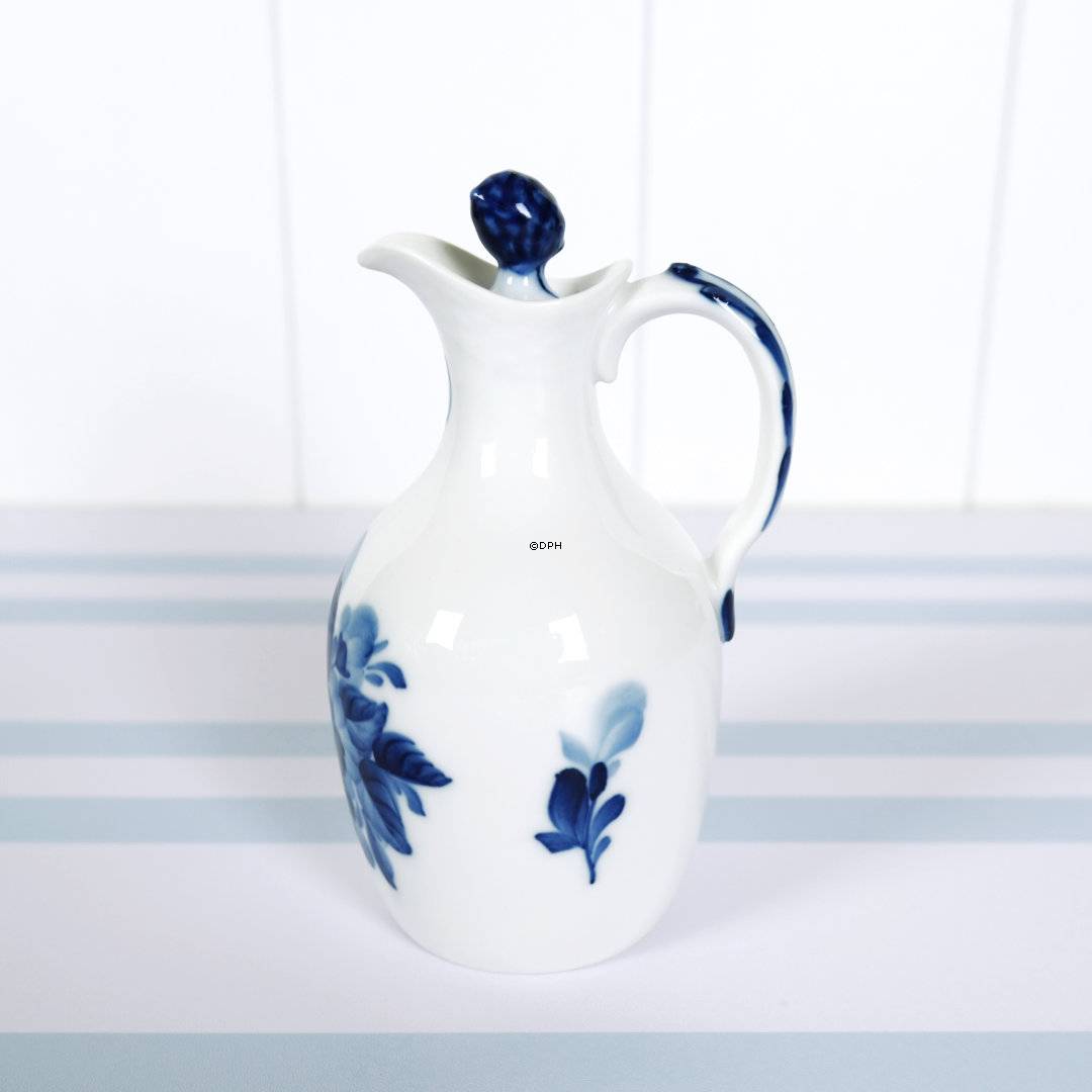 Blaue Blume, glatt, Ölkrug Nr. 10/8201, Royal Copenhagen