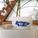 Blaue Blume, glatt, Salzfass Nr. 10/8233, Royal Copenhagen