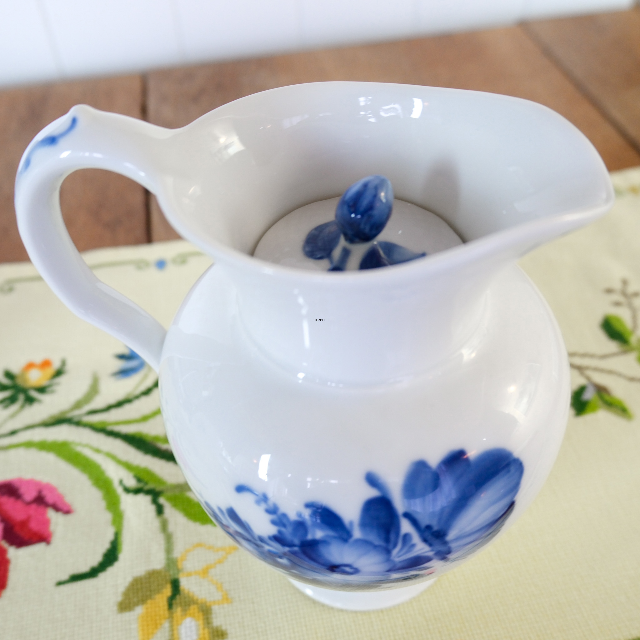 Blaue Blume, glatt, Gross Schokoladentopf mit Deckel Nr. 10/8246, Royal Copenhagen