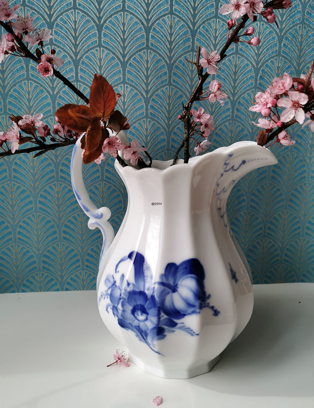 Blaue Blume, eckig, Krug Nr. 10/8522, 22cm, Royal Copenhagen