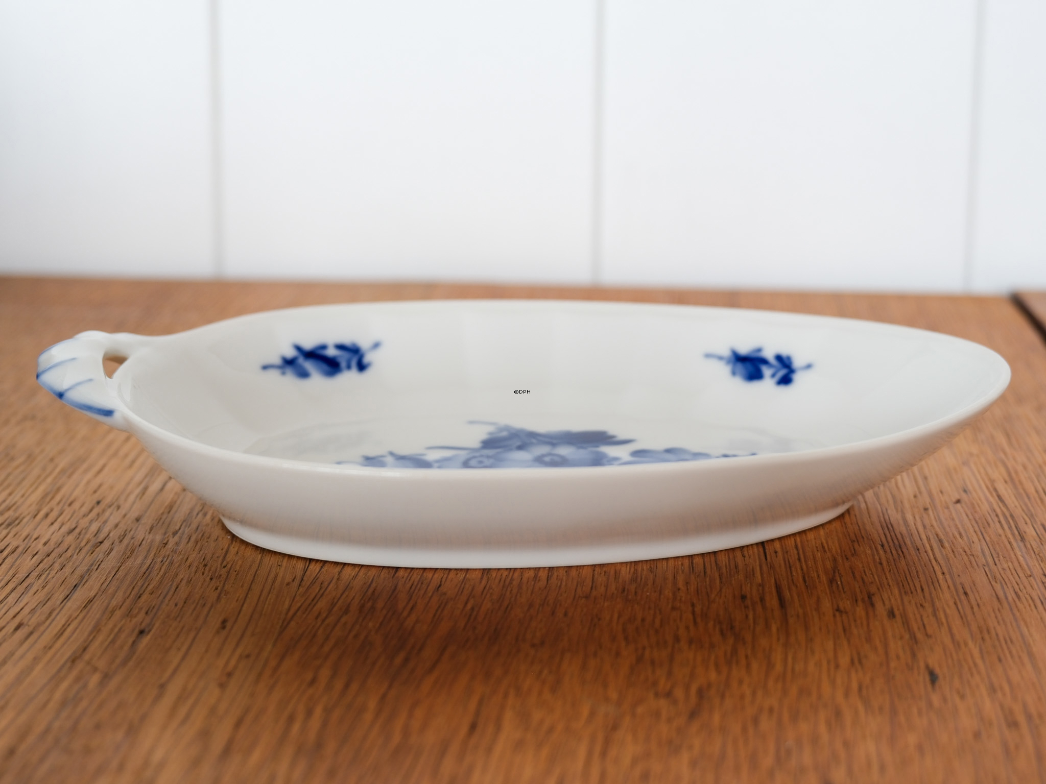 Blaue Blume, eckig, oval Schale Nr. 10/8599, 20cm, Royal Copenhagen