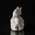 Weiße Maus auf Kastanien Figur, Royal Copenhagen | Nr. 1003177 | DPH Trading