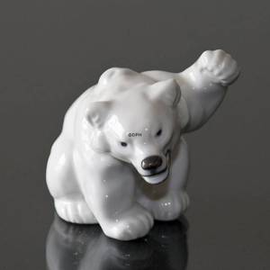 Weißer Eisbärenjunge mit Faust angehoben Figur, Royal Copenhagen Nr. 21433 | Nr. 1003233 | Alt. R21433 | DPH Trading