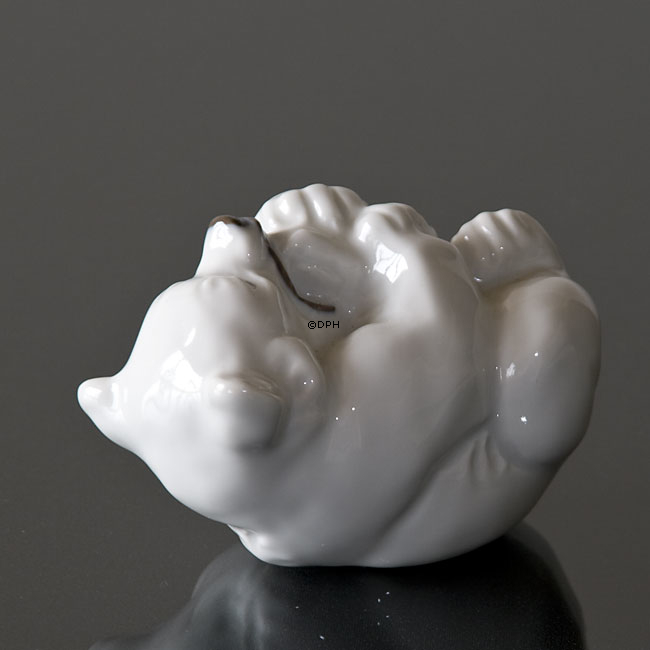 Weißer Eisbär beißt seine Fuß Figur, Royal Copenhagen Nr.21434 oder 234