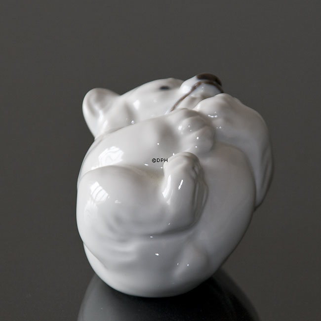 Weißer Eisbär beißt seine Fuß Figur, Royal Copenhagen Nr.21434 oder 234