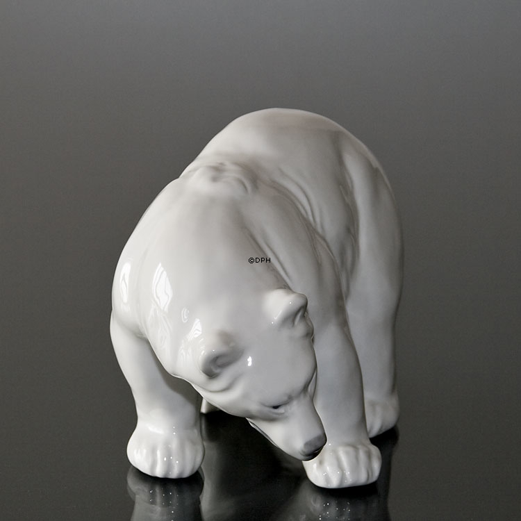 Stehender starker weißer Eisbär, Royal Copenhagen Figur Nr. 21519 oder 237