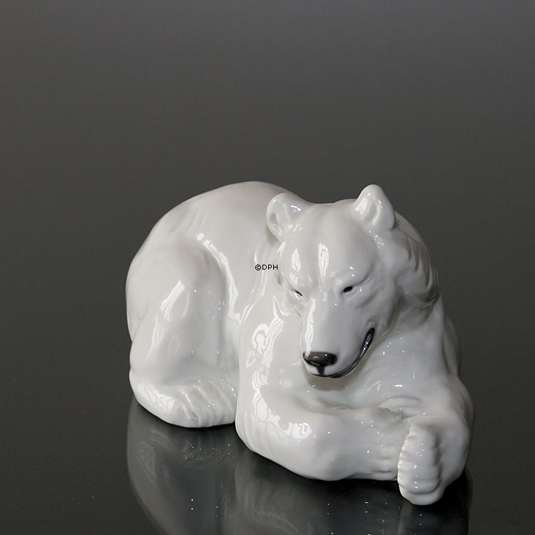 Weißer Eisbär, der sich entspannen, Royal Copenhagen Figur Nr. 21520 oder 238