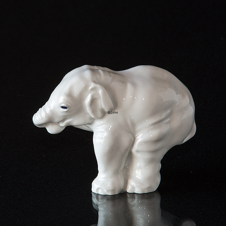 Weißer Elefant Figur, Royal Copenhagen Nr. 241