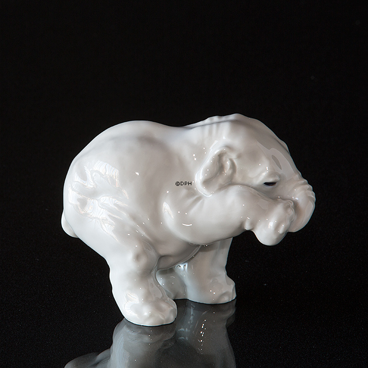Weißer Elefant Figur, Royal Copenhagen Nr. 241