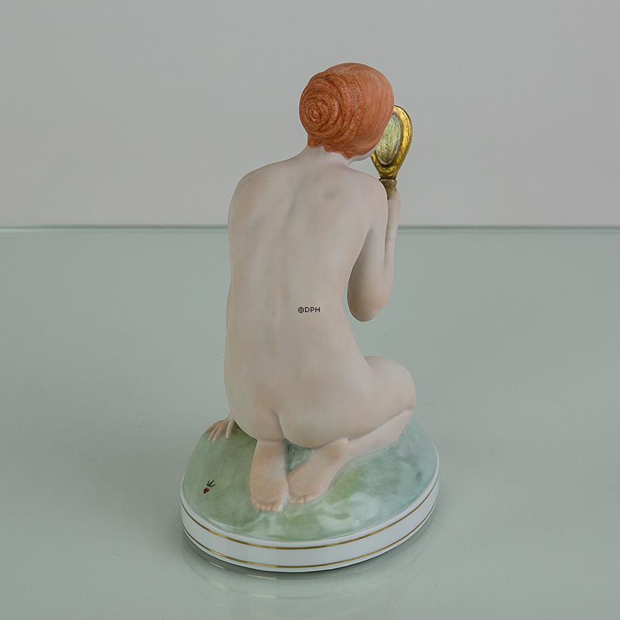 Mädchen mit Spiegel, Royal Copenhagen Royal Copenhagen Überglasurfigur Nr. 1244 oder 093