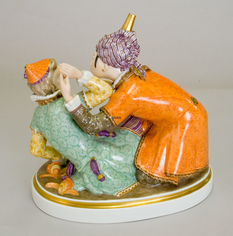 Ali und Peribanu, Royal Copenhagen Überglasurfigur Nr. 2274 oder 128