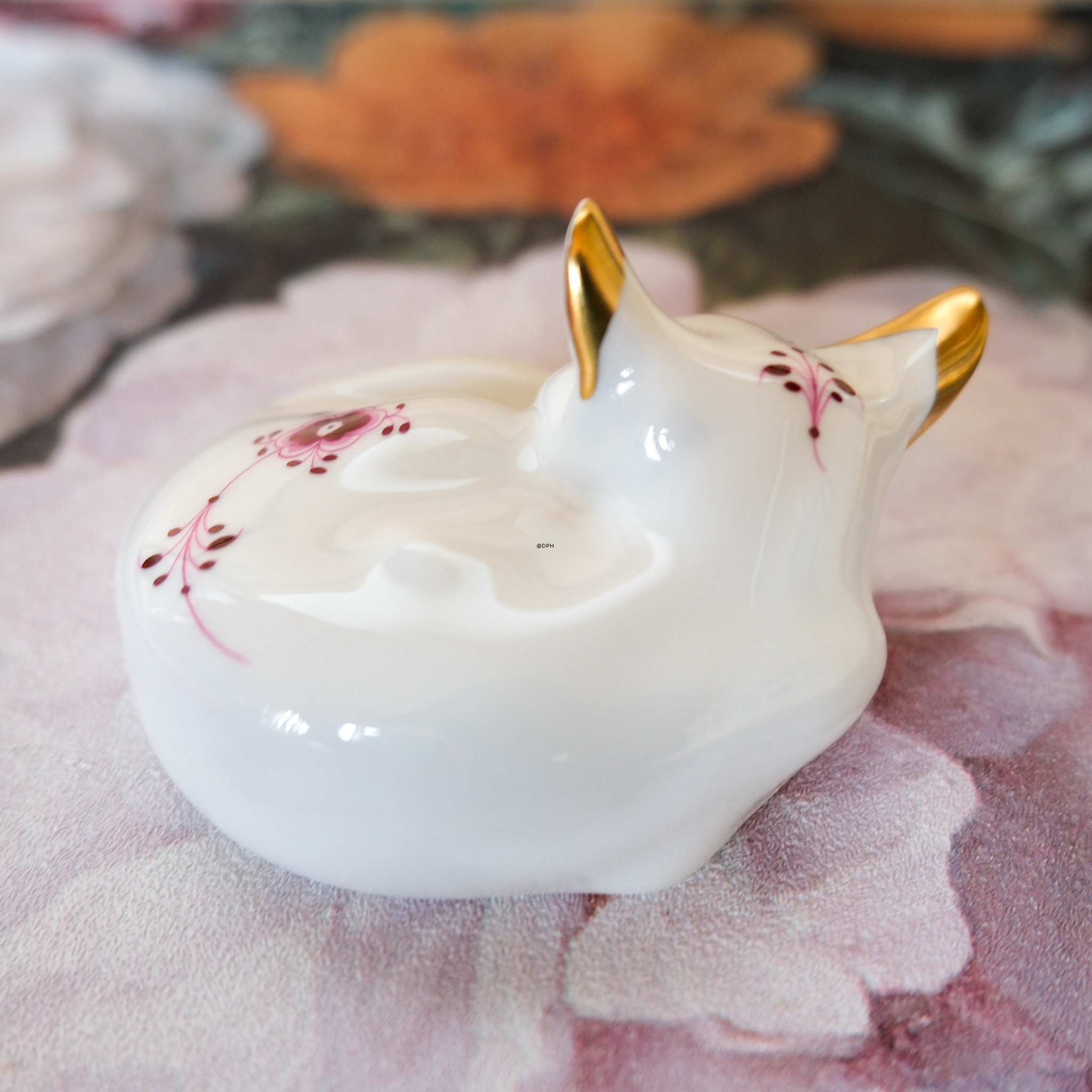 Musselmalet Purpur mit Gold, Katzenfigur, Royal Copenhagen Nr. 178