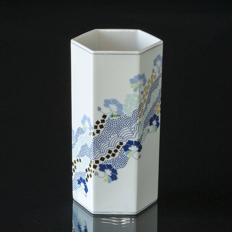 Vase 20cm, Weiß mit blauen Blumen, Royal Copenhagen Nr. 473
