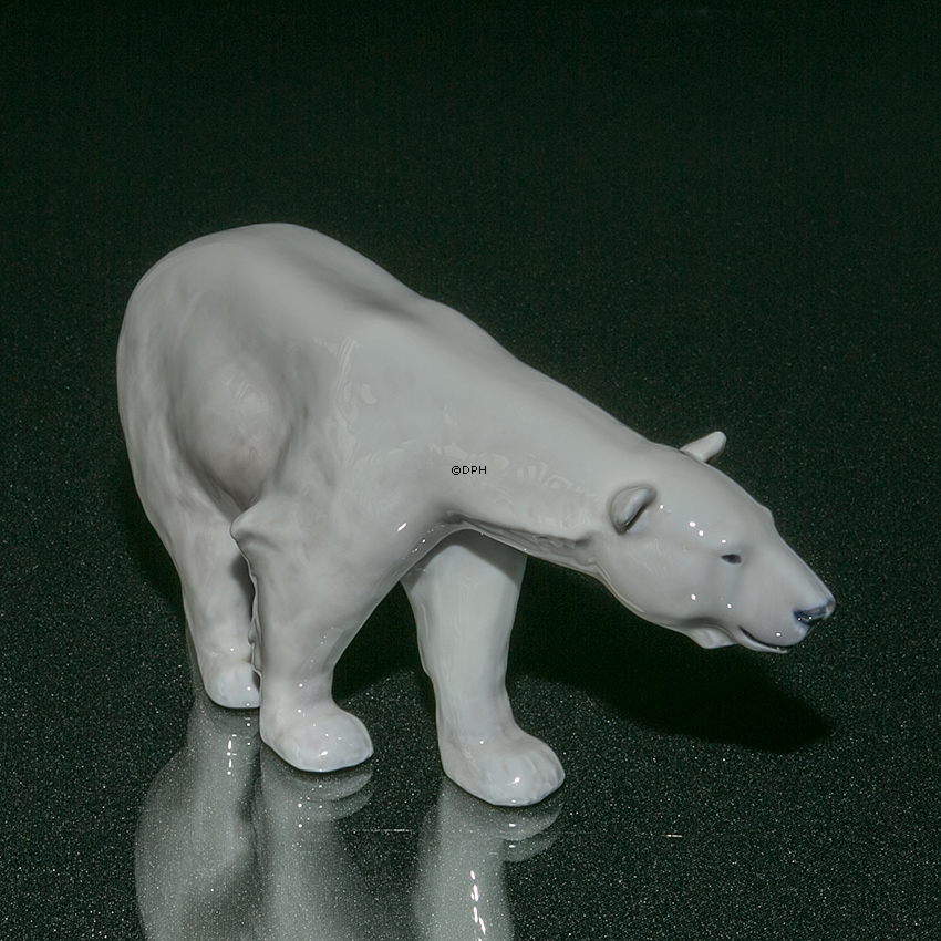 Eisbär, gehender, Royal Copenhagen Figur Nr. 320 oder 053