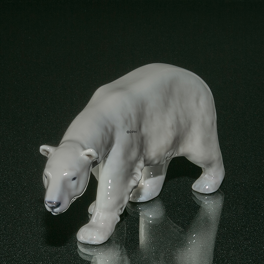 Eisbär, gehender, Royal Copenhagen Figur Nr. 320 oder 053