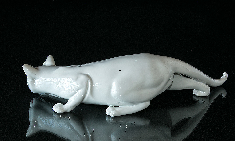 Kriechende Katze, Royal Copenhagen Figur Nr. 473 oder 059