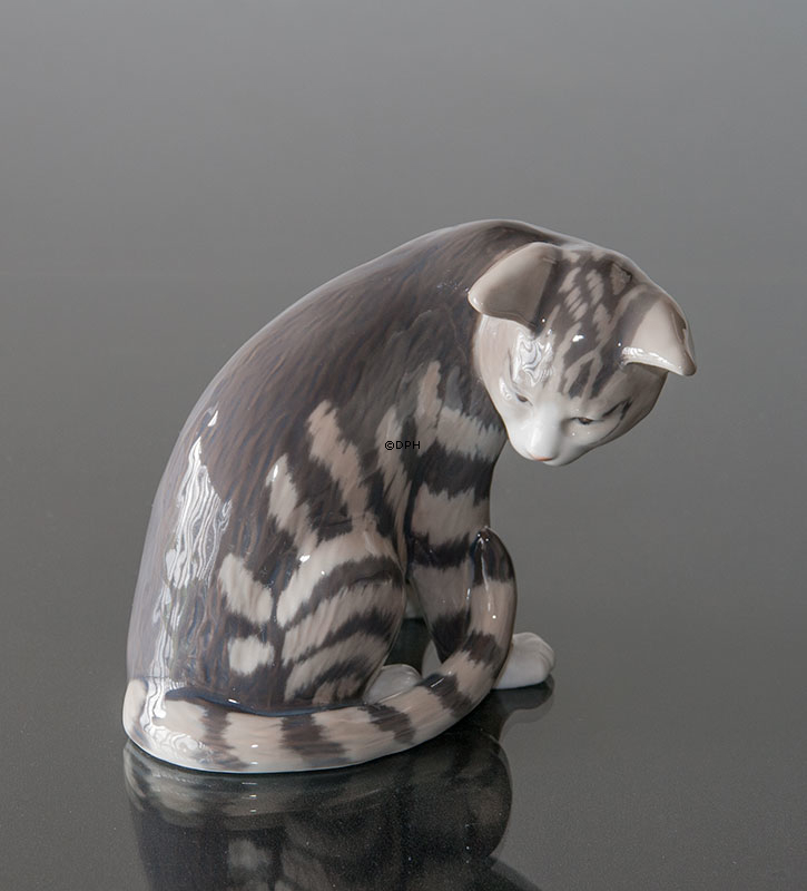 Katze sitzend, Royal Copenhagen Katzenfigur Nr. 301