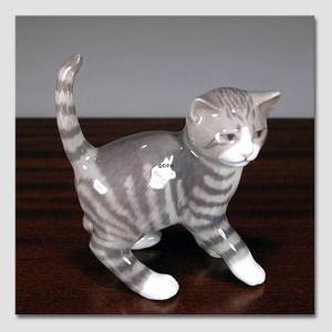 Tabby Kätzchen steht, Royal Copenhagen Katzenfigur | Nr. 1020305 | Alt. 1020305 | DPH Trading