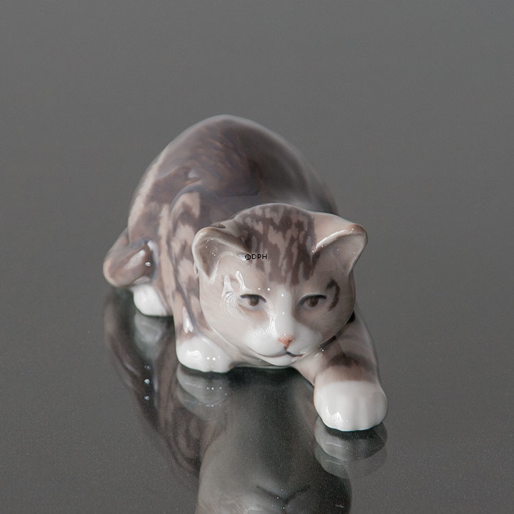 Tabby Katze auf Zehenspitzen, Royal Copenhagen Figur Nr. 306