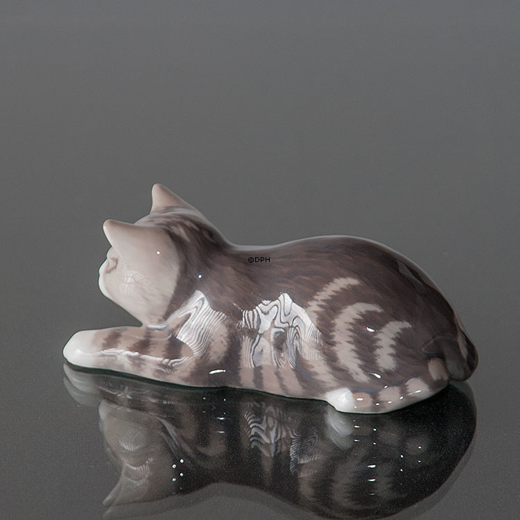 Tabby Katze auf Zehenspitzen, Royal Copenhagen Figur Nr. 306