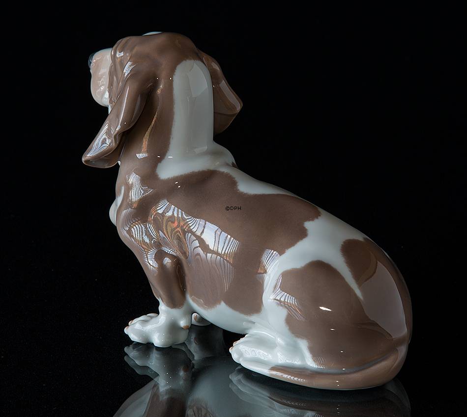 Basset Hound, Royal Copenhagen Hundefigur Nr. 356
