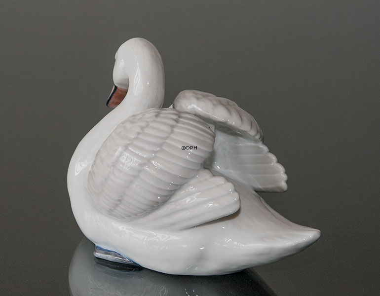 Männlicher Schwan, Royal Copenhagen Figur Nr. 359