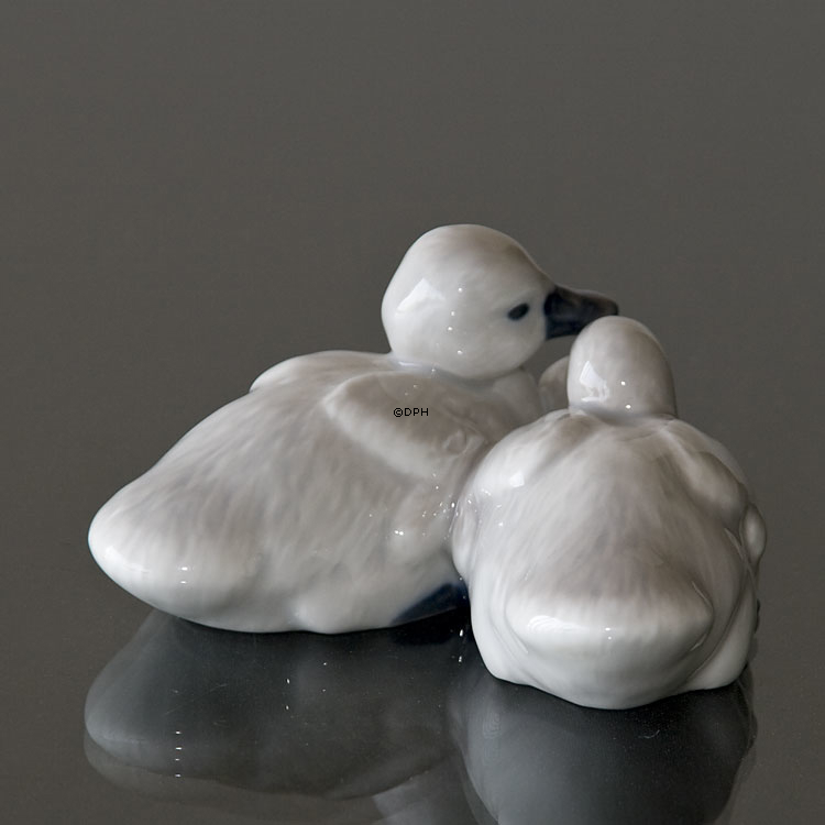 Zwei Schwanküken, Royal Copenhagen Figur Nr. 363