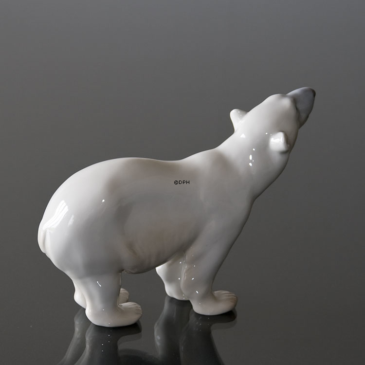 Eisbär schnüffelt, Bing & Gröndahl Figur Nr. 1692 oder 417