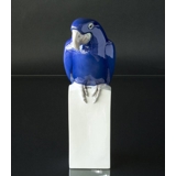 Blaue Ara, Bing & Gröndahl Vogelfigur Nr. 2235 oder 503