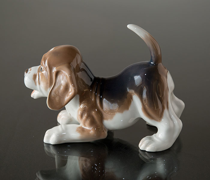 Beagle, Bing & Gröndahl Hundefigur Nr. 2564 oder 564