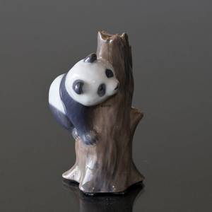 Panda klettert auf einen Baum, Royal Copenhagen Figur | Nr. 1020664 | Alt. 1020664 | DPH Trading