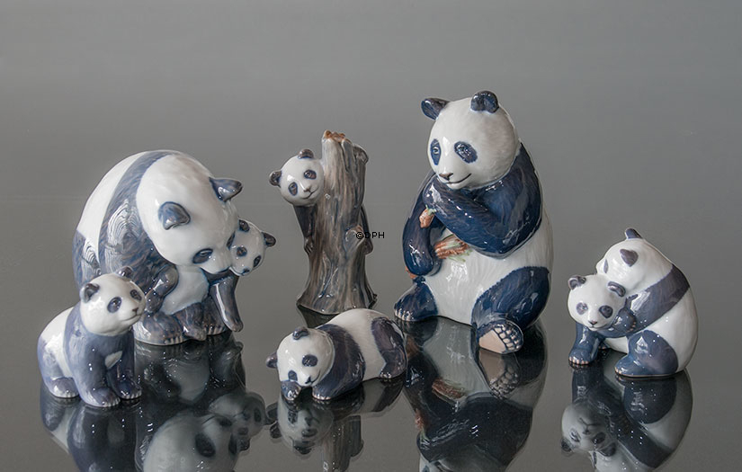 Panda klettert auf einen Baum, Royal Copenhagen Figur Nr. 664