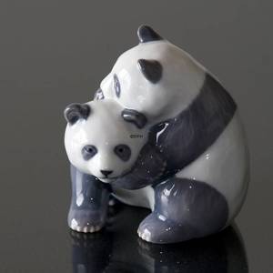 Pandas spielt und kämpft, Royal Copenhagen Figur | Nr. 1020667 | Alt. 1020667 | DPH Trading