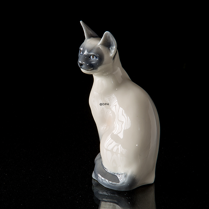 Precious, Katze, Royal Copenhagen Figur Nr. 681