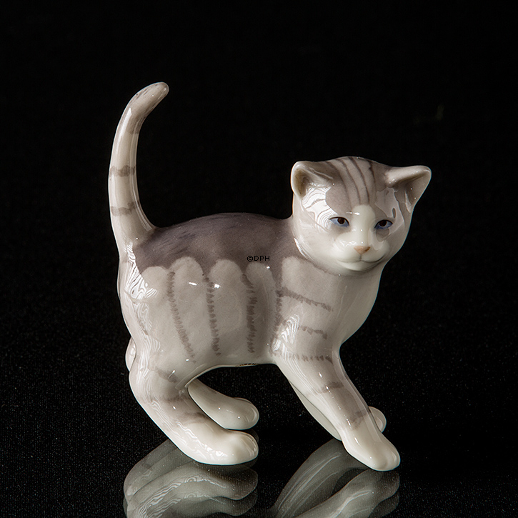 Alex, Katze, Royal Copenhagen Figur Nr. 685